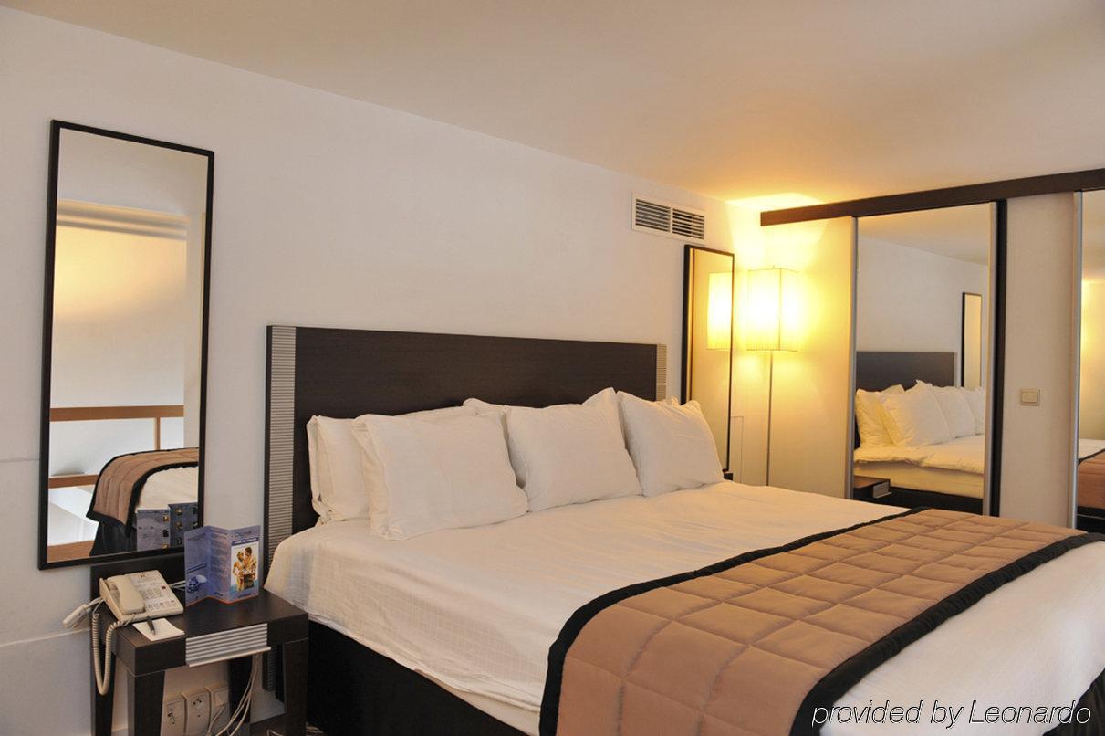 Progress Hotel Saint-Josse-ten-Noode Room photo