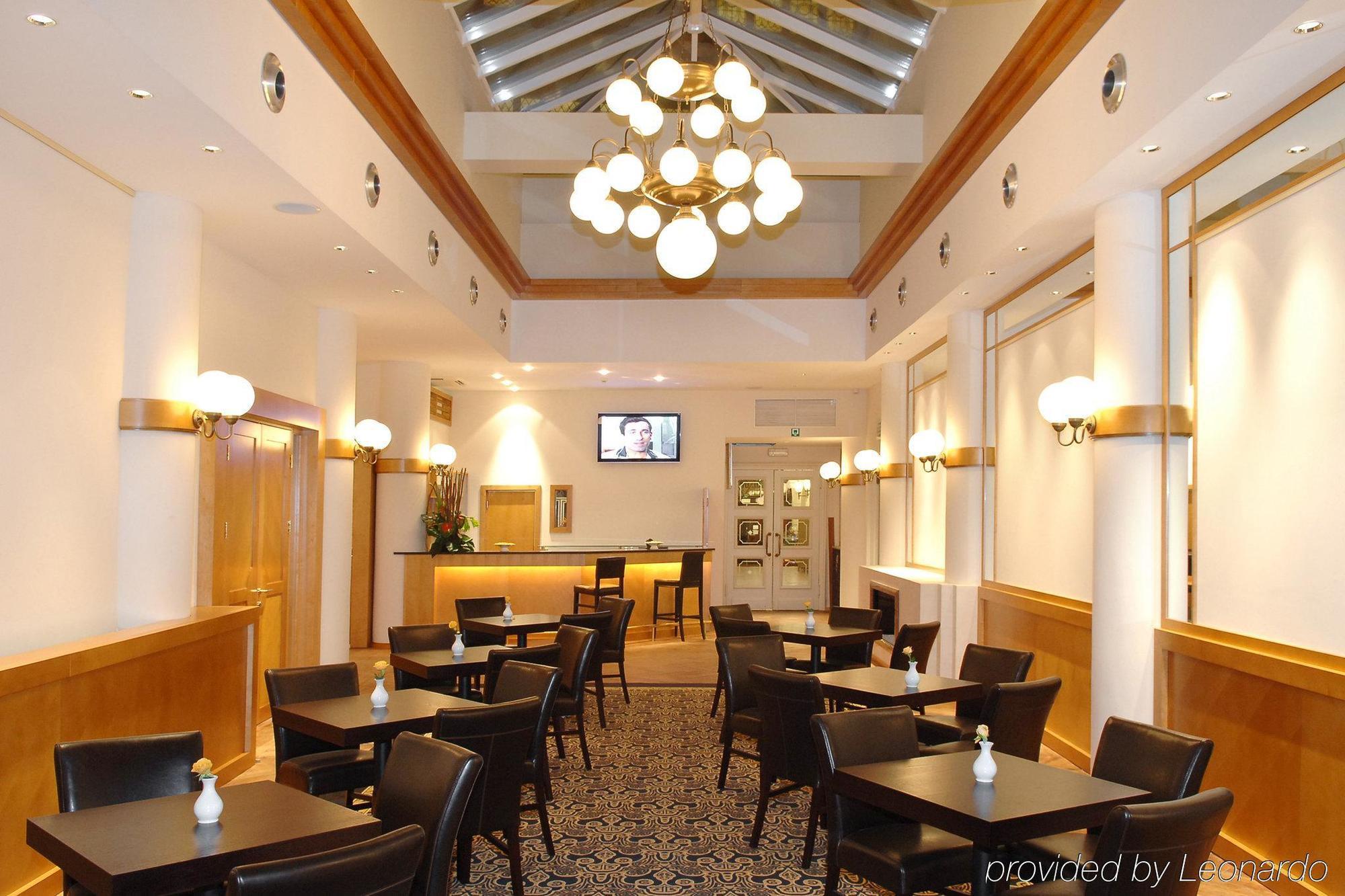 Progress Hotel Saint-Josse-ten-Noode Restaurant photo